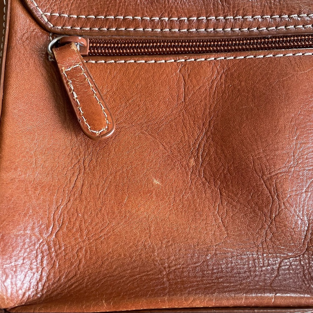 Kenneth Cole Reaction Leather Shoulder Bag - Picture 8 of 12
